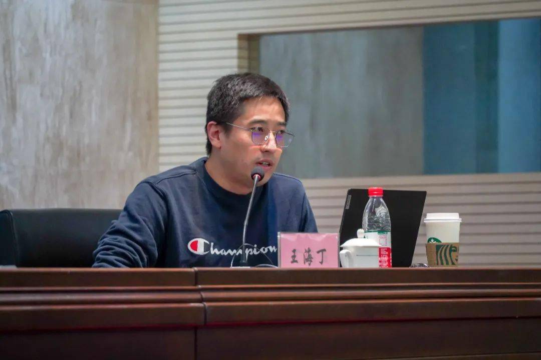 网络大v,南京市公安局江宁分局政治处副主任王海丁结合经典新闻案例