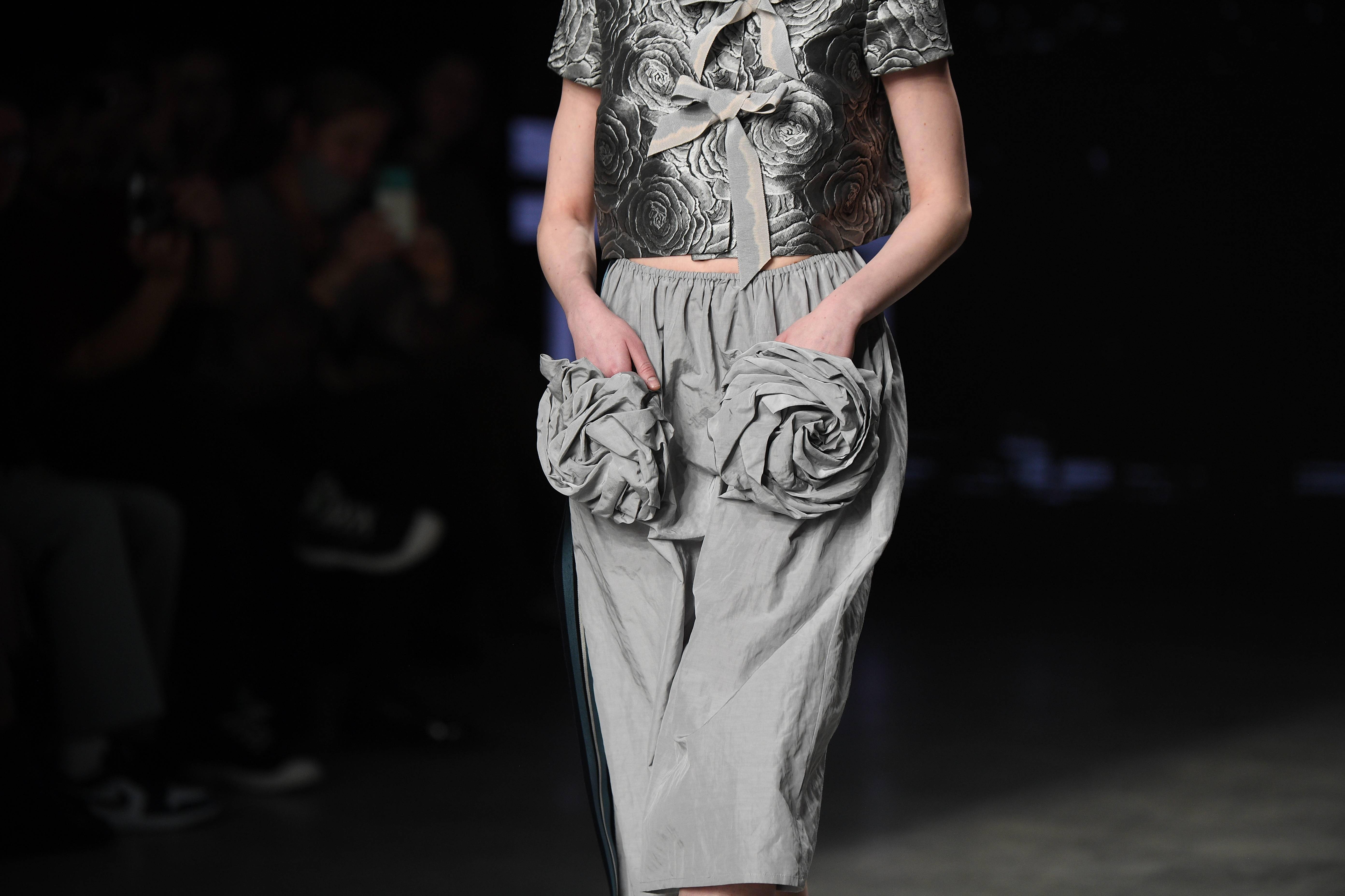 外代 设计师谢尔盖·瑟索耶夫时装秀