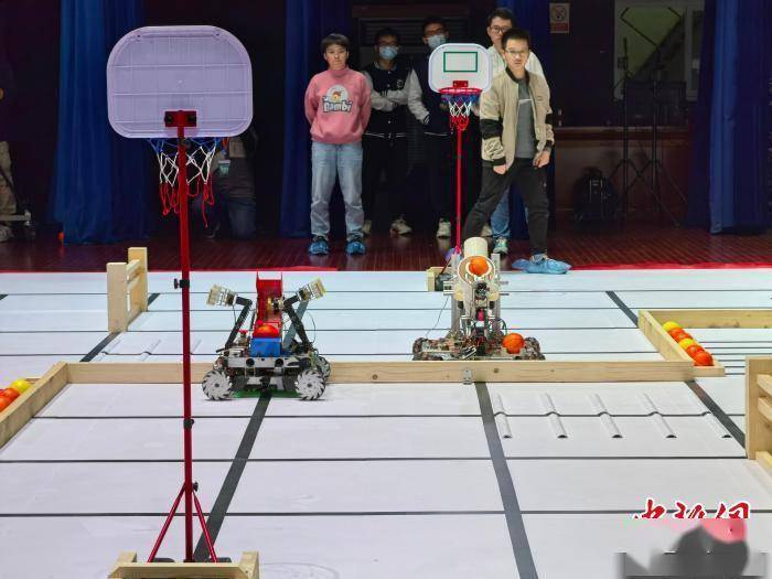 综合|中国科大RoboGame机器人大赛机器人比投篮