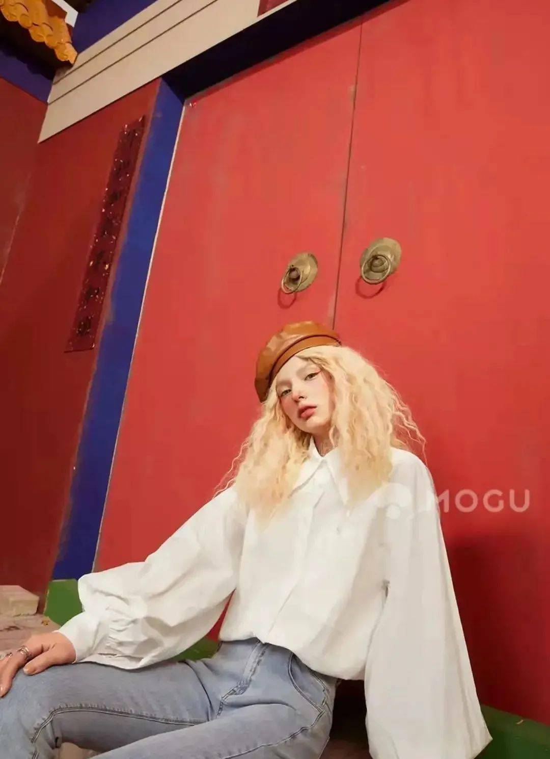 上海 就这?巩俐演的女间谍穿白衬衫就演完了一场电影?