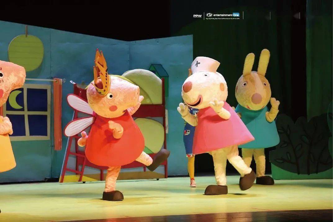 免费的小猪佩奇迷你剧 0f4015ffc77247049625230d35cd925a.jpeg
