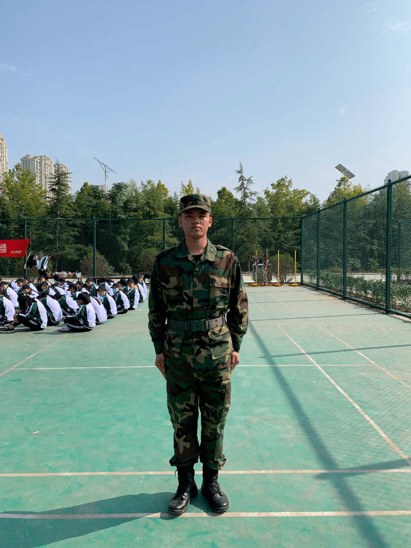 军训进行时会计学院帅气教官们来啦