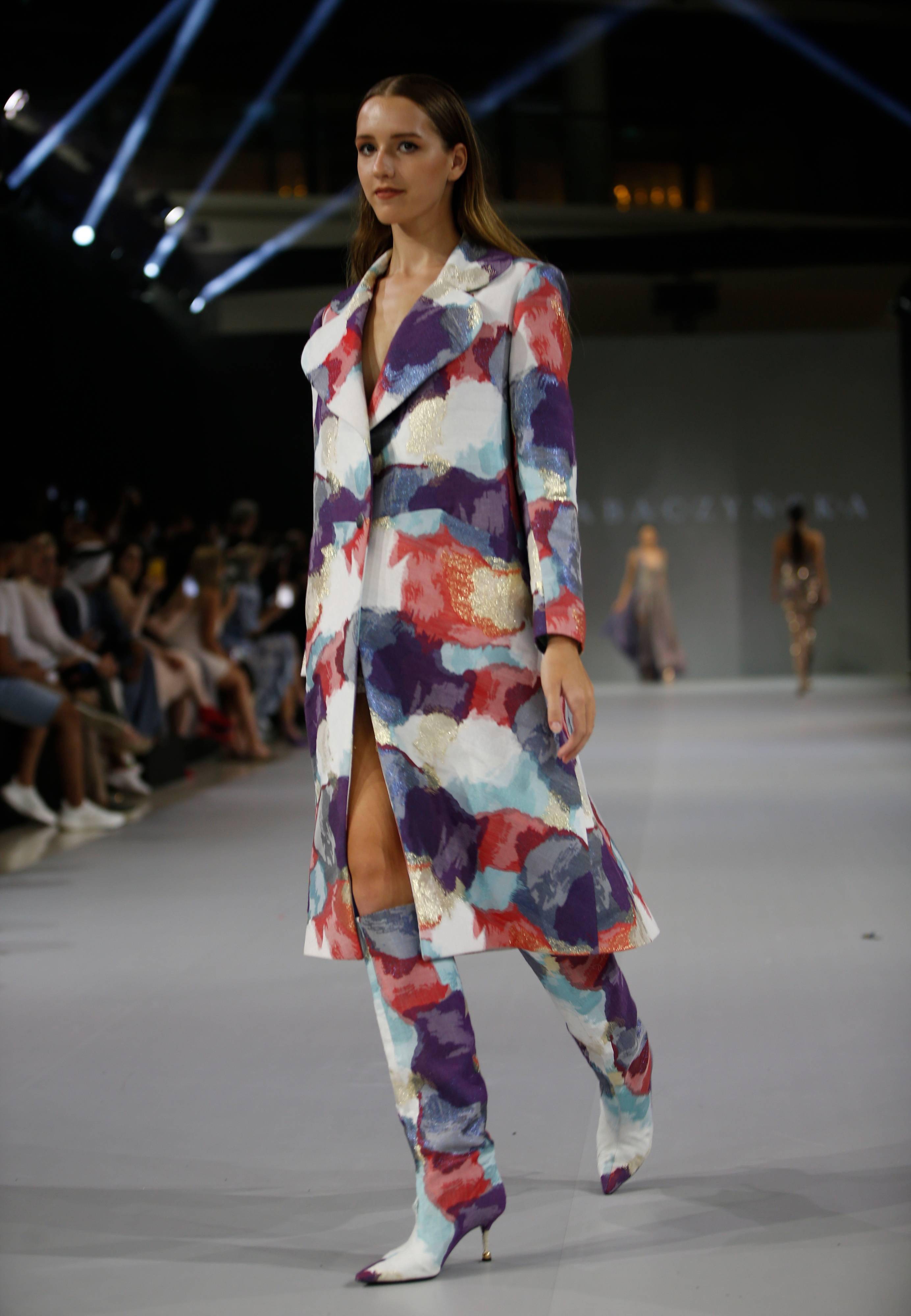 服装阿拉伯时装周——Gosia Baczynska品牌时装秀