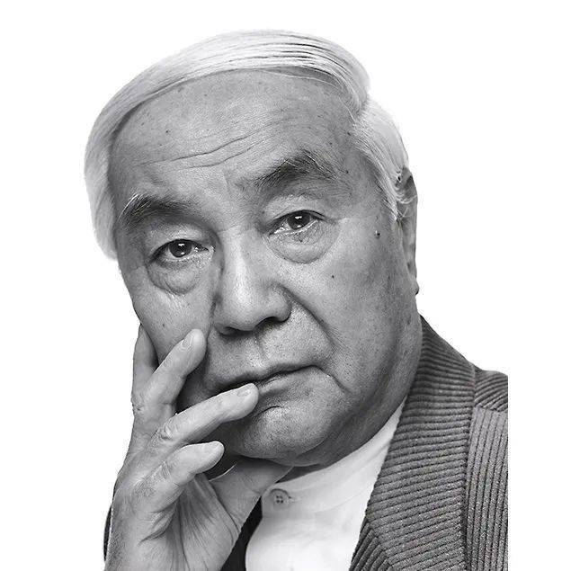 "龟仓雄策.""好,不过说了半天,他到底叫什么名字?