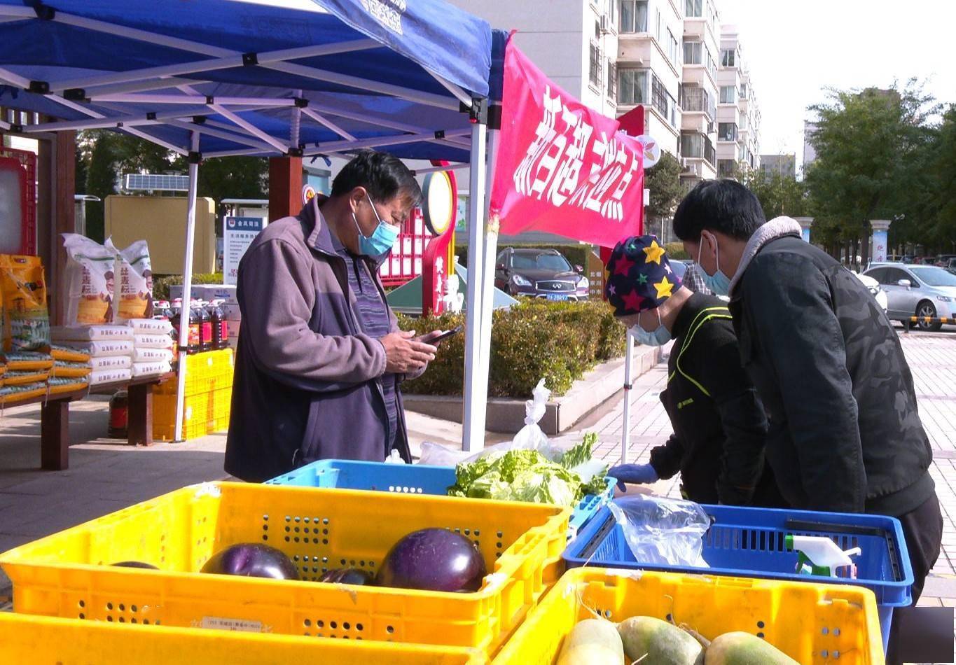 银川市金凤区移动超市进社区供应受居民欢迎