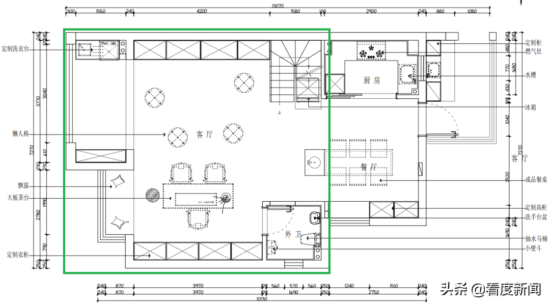 一家人142㎡纯白复式，丢掉客厅沙发，清清透透现代风