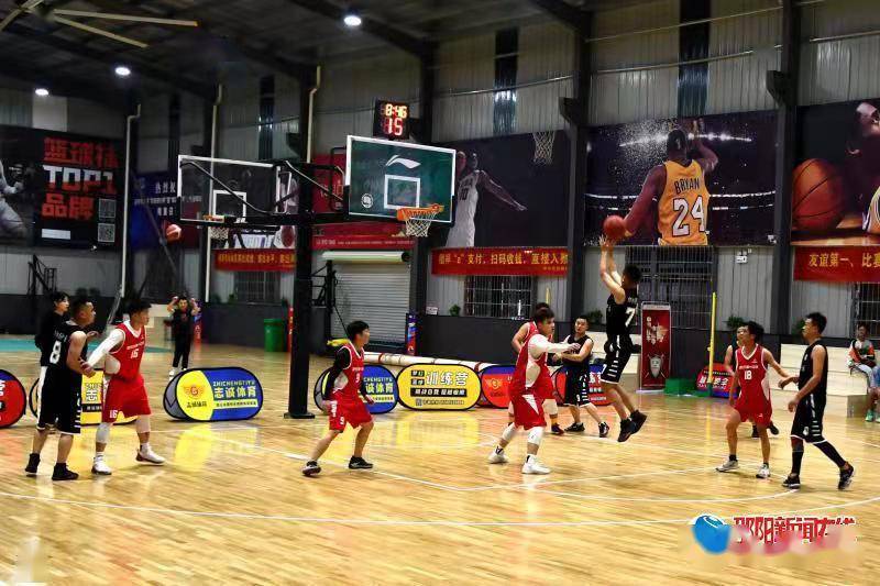 邵东十中教工男子篮球队以球会友声名扬