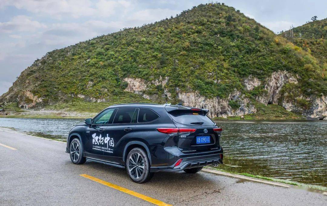 一汽丰田陆行中国正式启程体验高原下的皇冠陆放