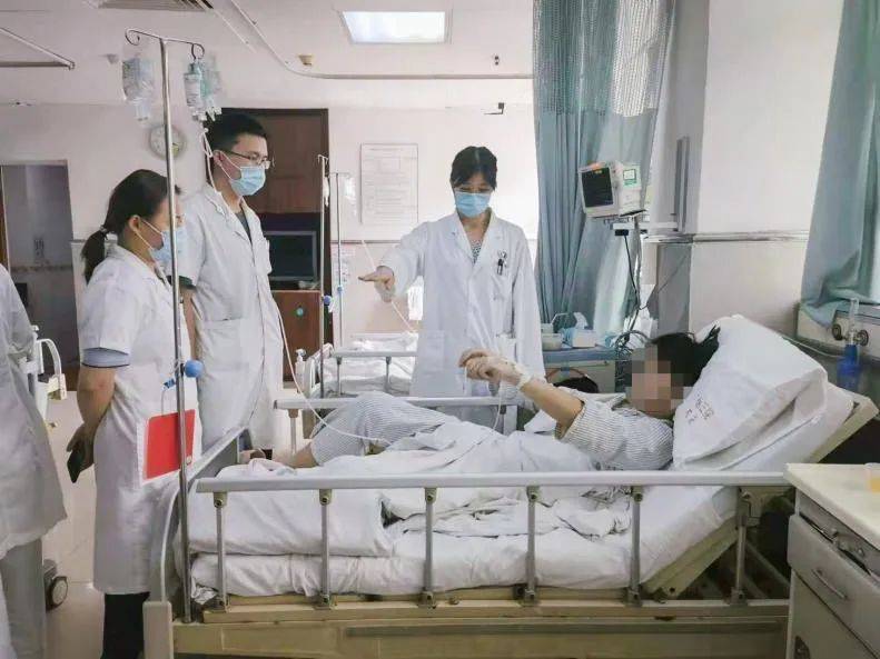 手脚|警惕！18岁小伙突然手脚无力，一查居然得了这种“老人病”