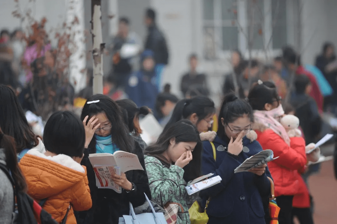 青藏高原也挡不住年轻人考公