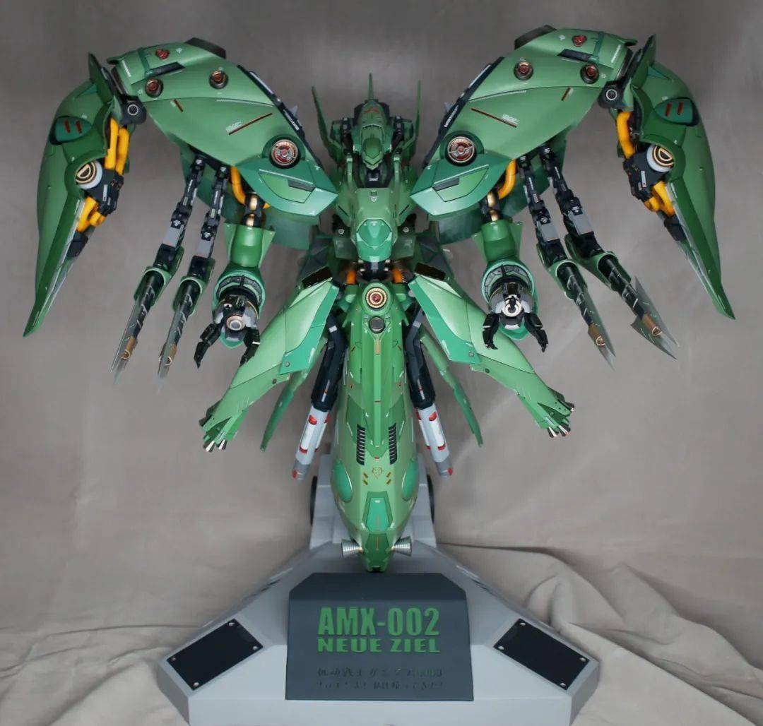 所罗门噩梦巨大的绿螳螂露维捷露