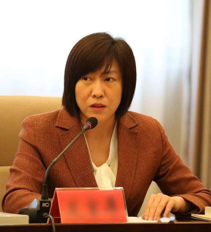 听杨靖宇后人讲9字家风看全家腐典型案例带您走进清风传家严以治家