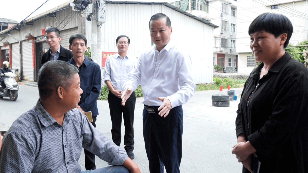长汀县委书记赖进益全力打造生态文明县域样板