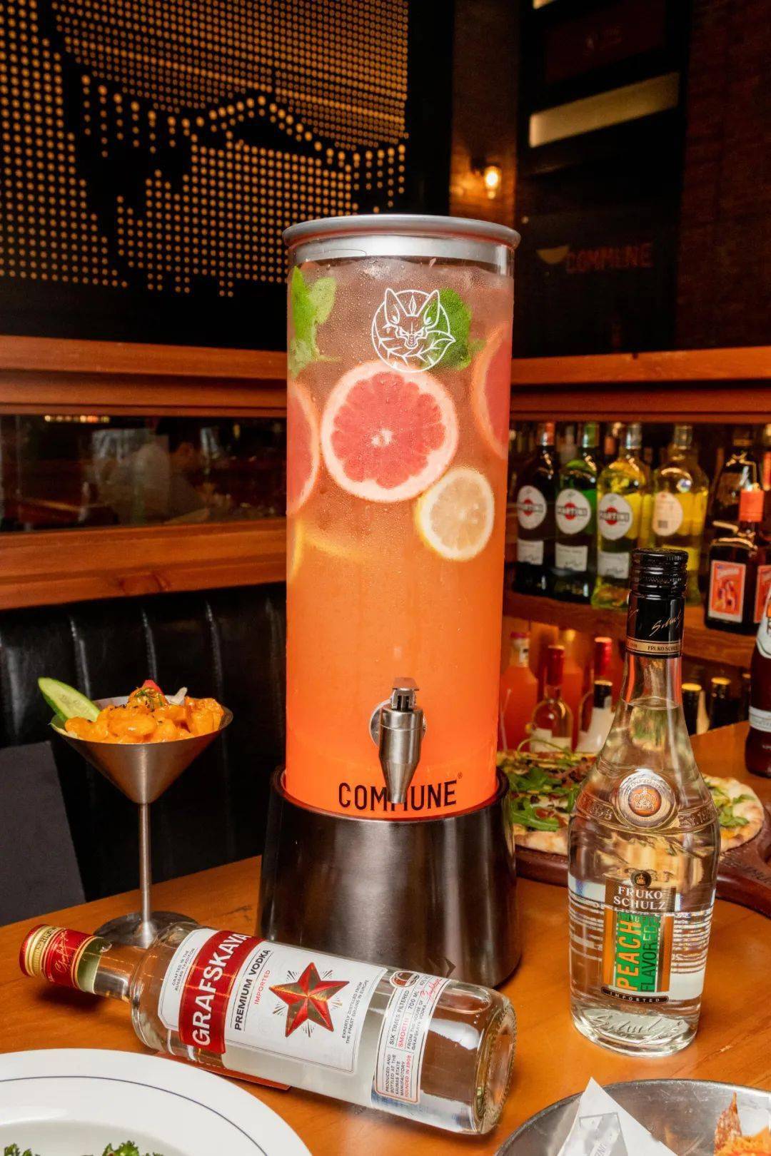 "没想做爆款,但这桶酒还是卖爆单了"_酒桶