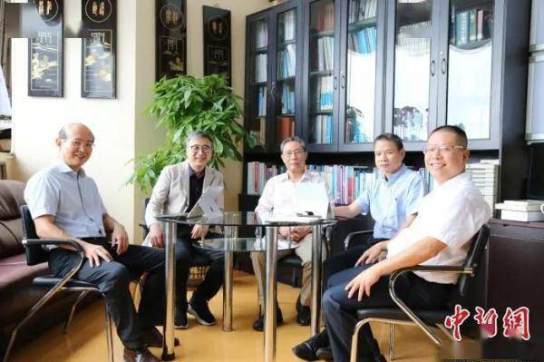 祝贺顾诵芬、王大中二位先生！这是我们该追的星！