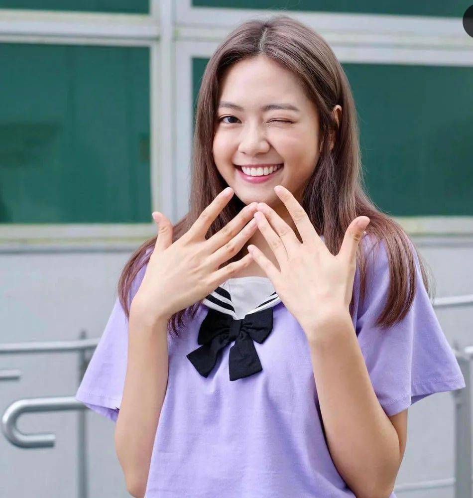 20岁tvb新晋小花,仅仅入行3年时间,担正新剧女主角!_游嘉欣