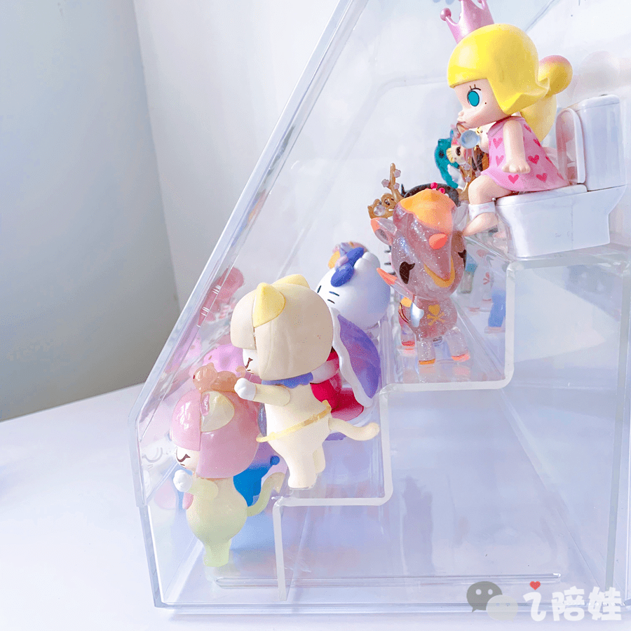 联排别墅就是多个盲盒手办可以一起摆放的收纳展示盒,而且通常内部都