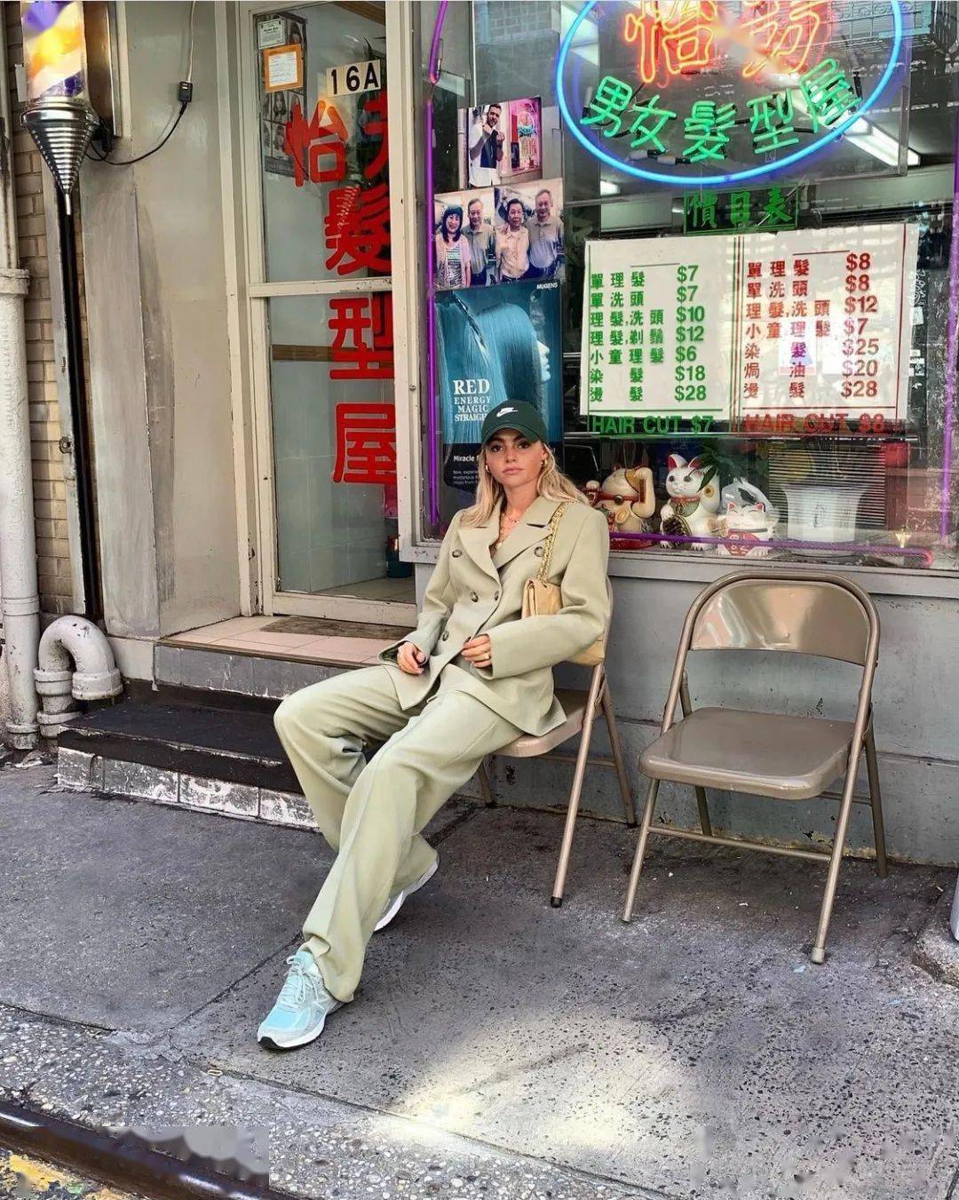 黑色小个子如何穿出大气场