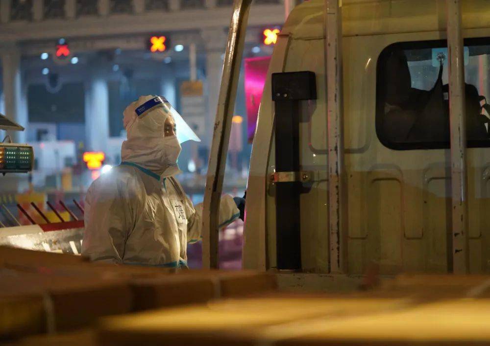 社区|最新！此地存在多条传播链，疫情严峻！