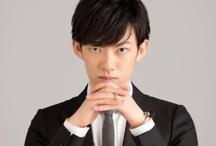 鼻血警告 绝大多数人很在意的 那个部位 日本人却觉得它大小不一才色气 雌雄