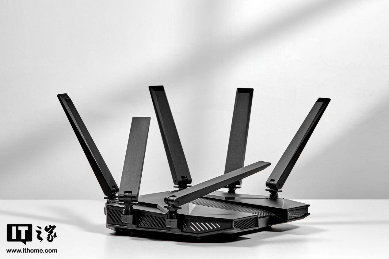 【IT之家开箱】中兴 AX5400 Pro 千兆双频路由器图赏