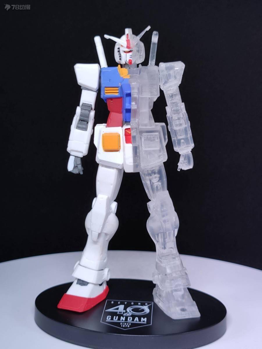 系列模玩资讯：眼镜厂 景品 内部结构系列 RX-78-2 元祖高达