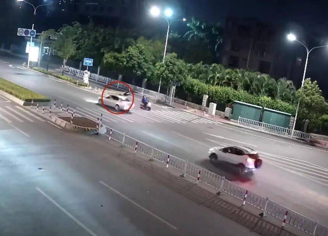 漳州一女子在斑马线上被撞当场死亡