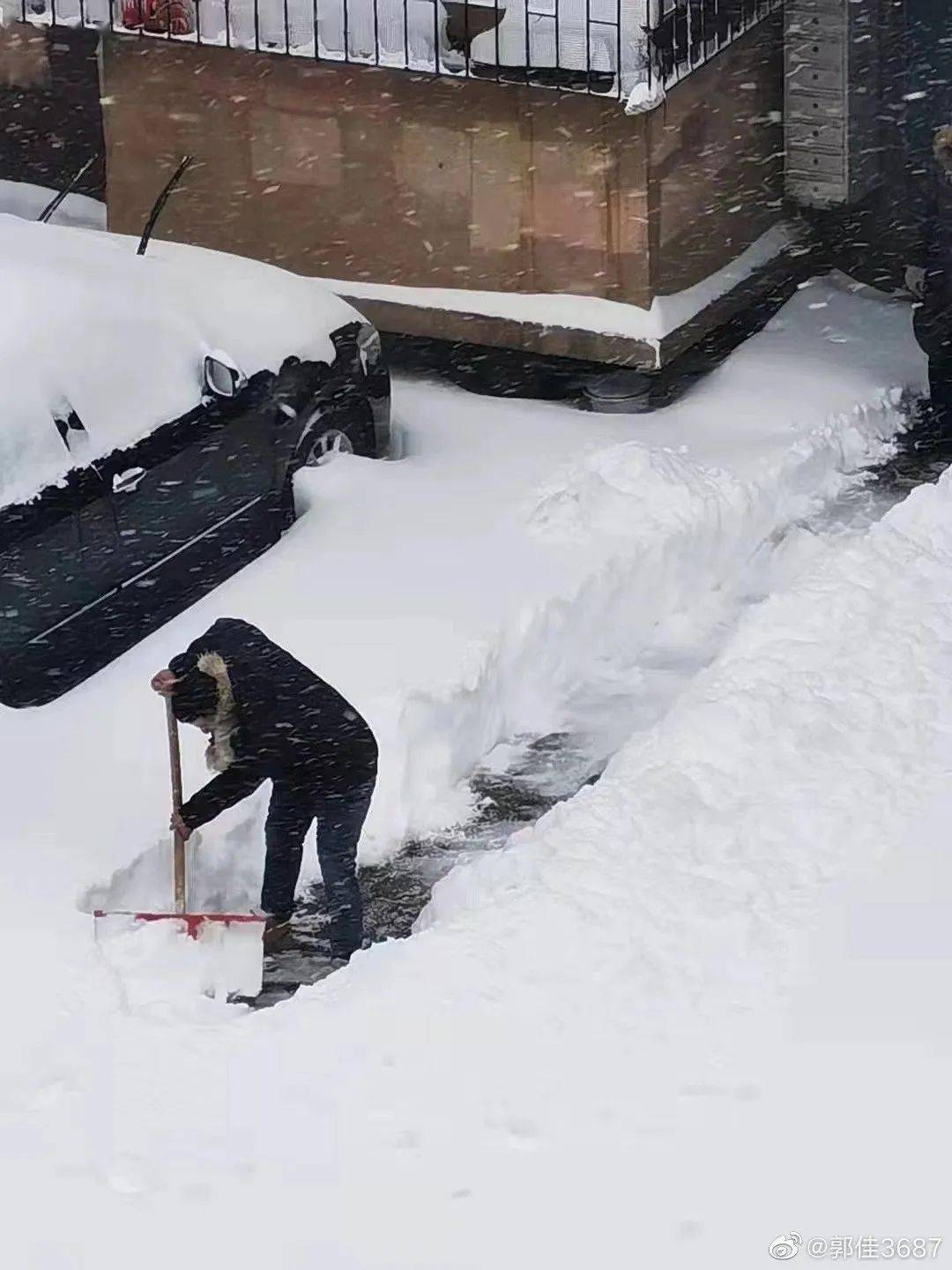 …内蒙古库伦通辽……雪量已经超过2007年特大暴风雪