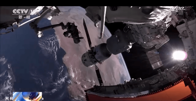 “宇宙级机械臂转接头”，真牛！