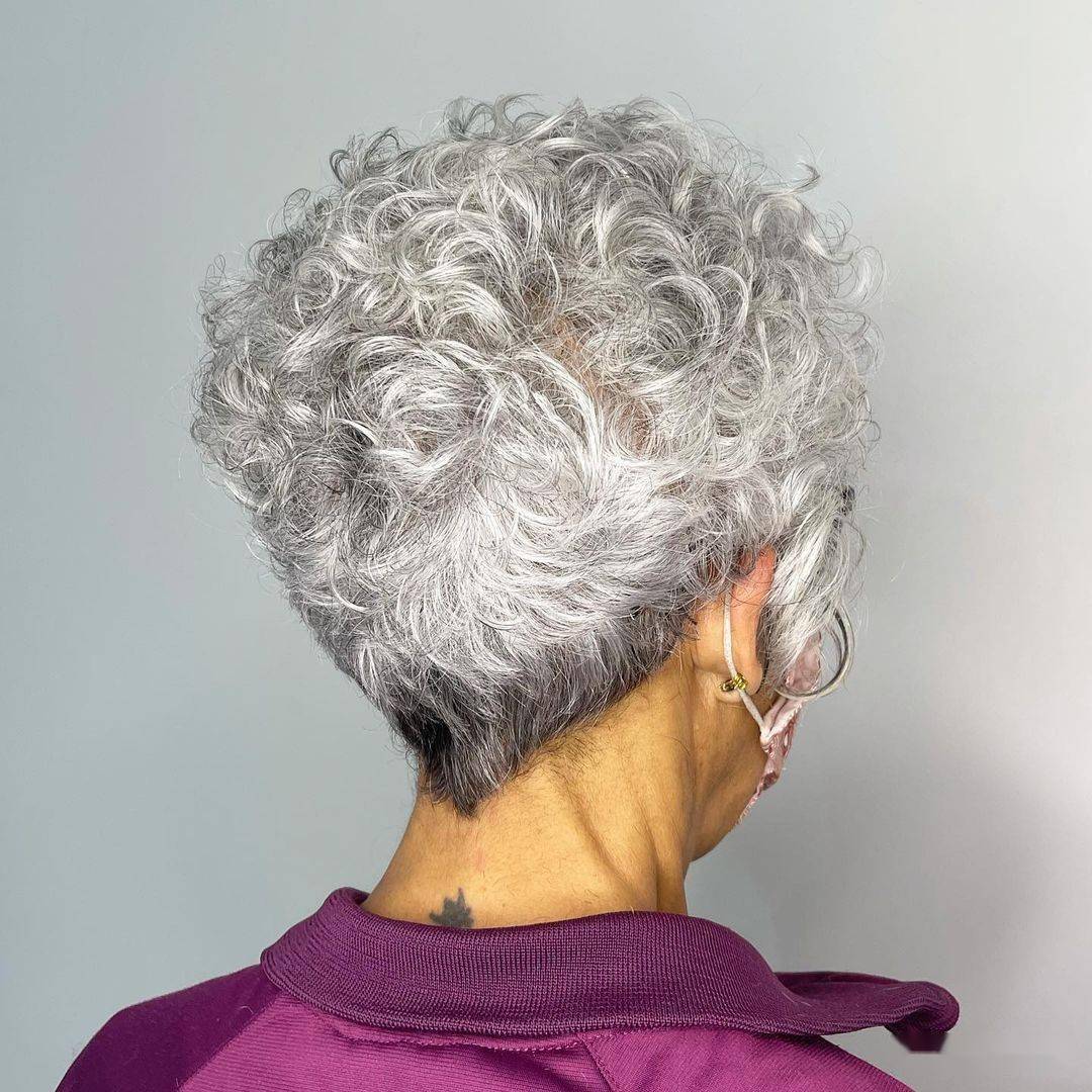 越剪时尚发型17款,显瘦又百变,白发阿姨也能年轻好几岁