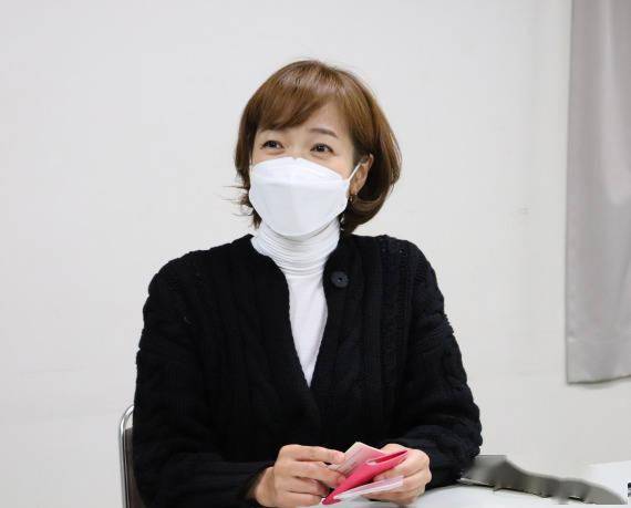 2021年11月5日,山田真实在接受新华社记者采访.新华社记者 冮冶 摄