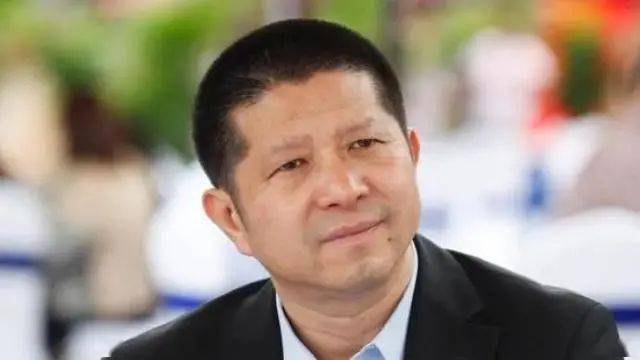 这名传媒人调任复旦大学党委常务副书记_裘新