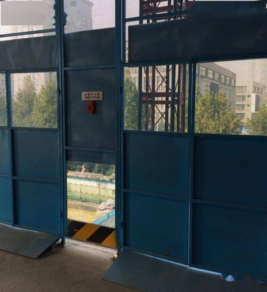 安全防护门及操作平台.工具式防护栏杆.工具式临边防护.安全体验区.