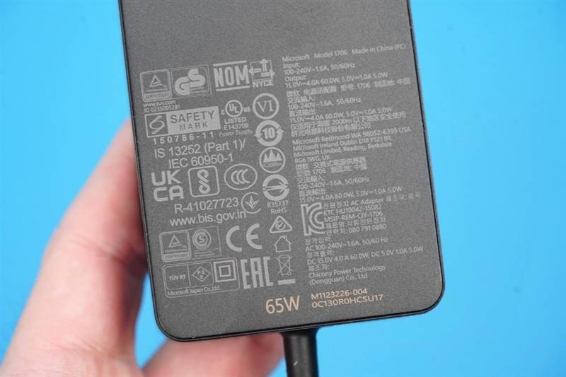 史上最高颜值！微软Surface Pro 8评测：秒变神笔马良