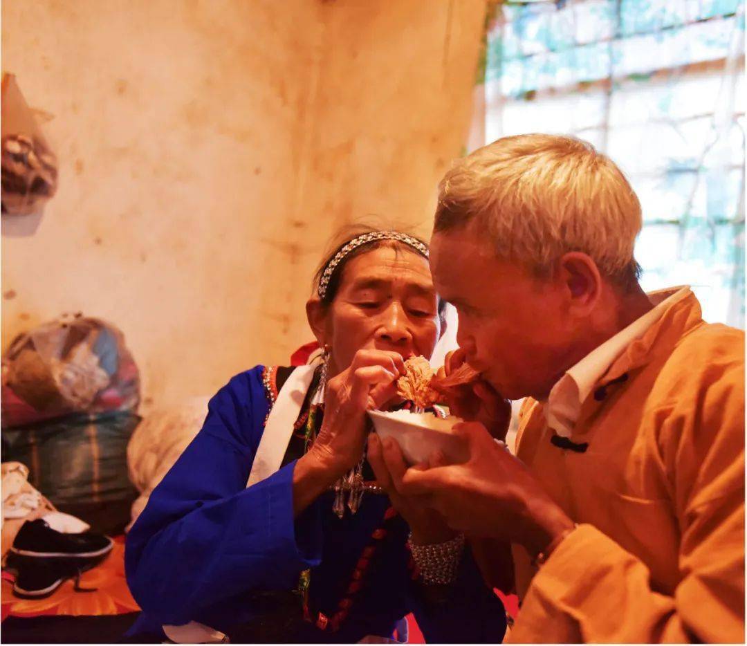 黄衣阿佤婚俗景颇族婚礼拉祜族婚礼俐侎人婚礼苗族婚礼图片来源