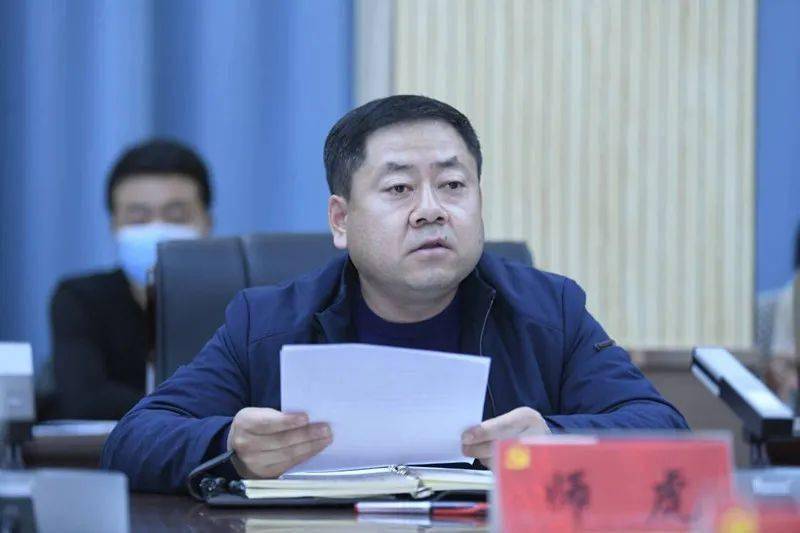 泰兴经济开发区党工委书记吉勇,泰兴市政府副市长燕军永,旬邑县委常委