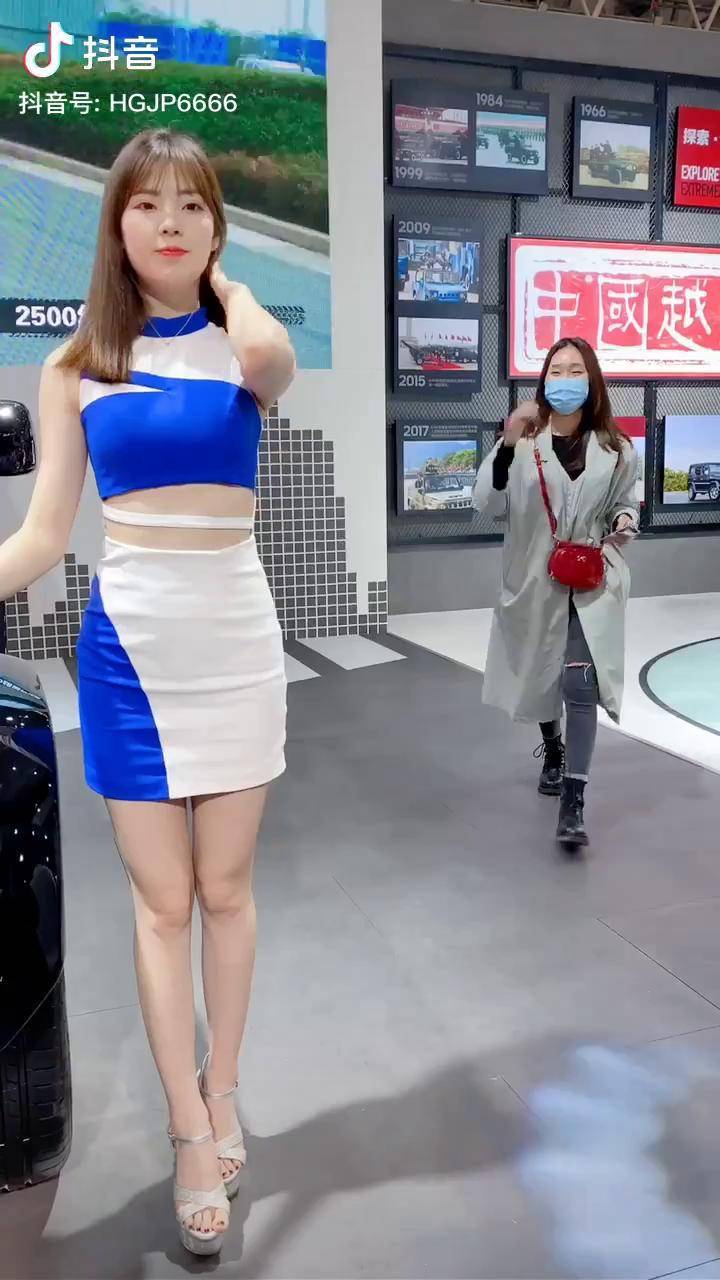 这个姐姐有点调皮哦春晓记得要保护好自己豪哥车模之家