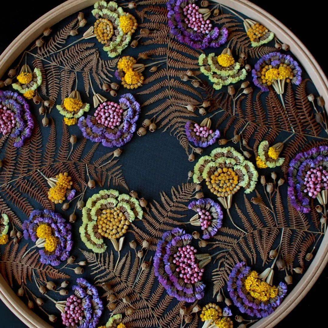 令人着迷的花花世界英国手工艺术家olgaprinku用花朵穿针引线