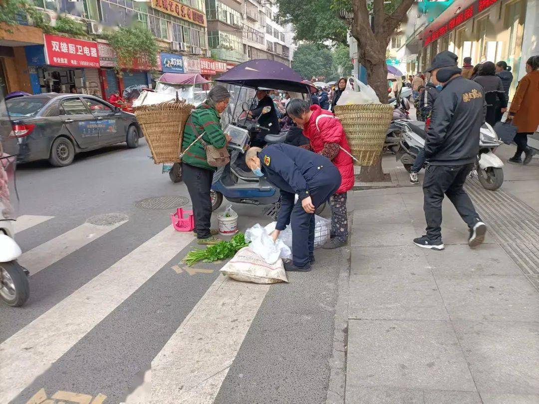 谷街秩序規範巴中中學周邊秩序規範巴中中學周邊秩序規範西華街夜市秩