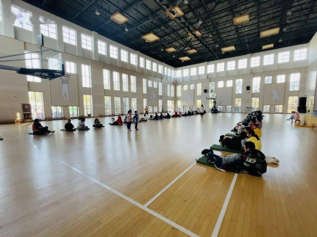 阳光下,趣味里——义乌市黎明湖小学趣味运动会_瞬间