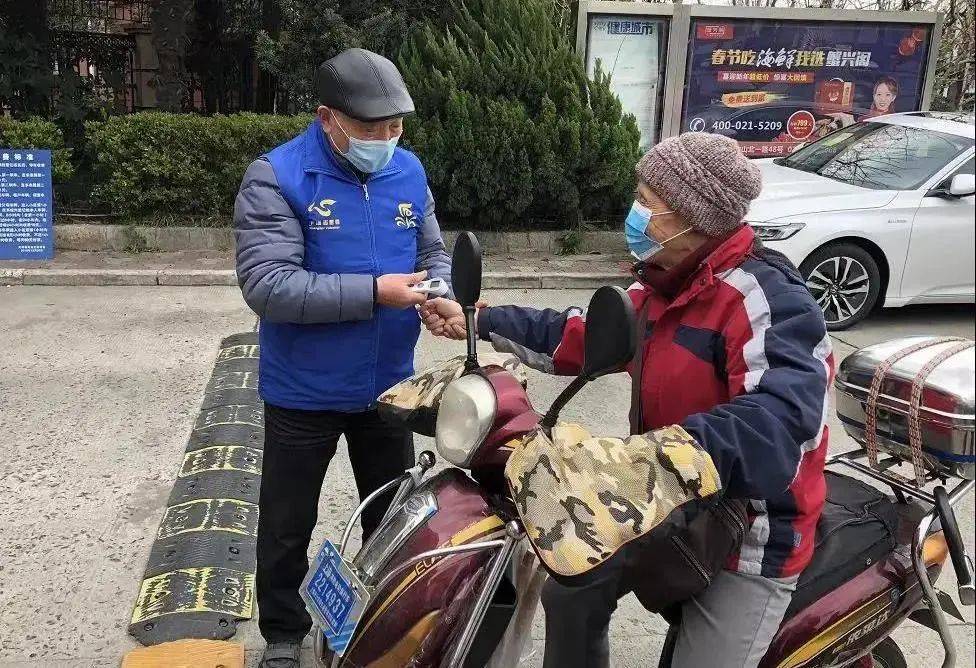 普陀的他们拥有了第一套婚纱照→_陈军瑜