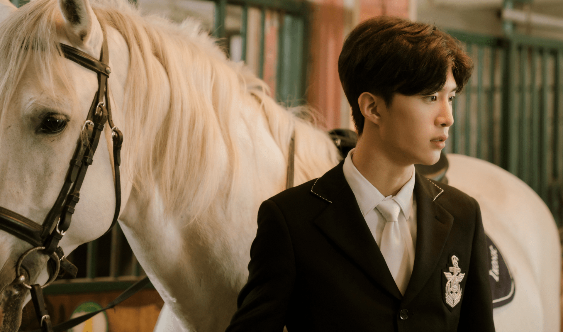 演技|豆瓣评分4.2？迷雾新剧再度扑街，凭爱豆上位的他难辞其咎