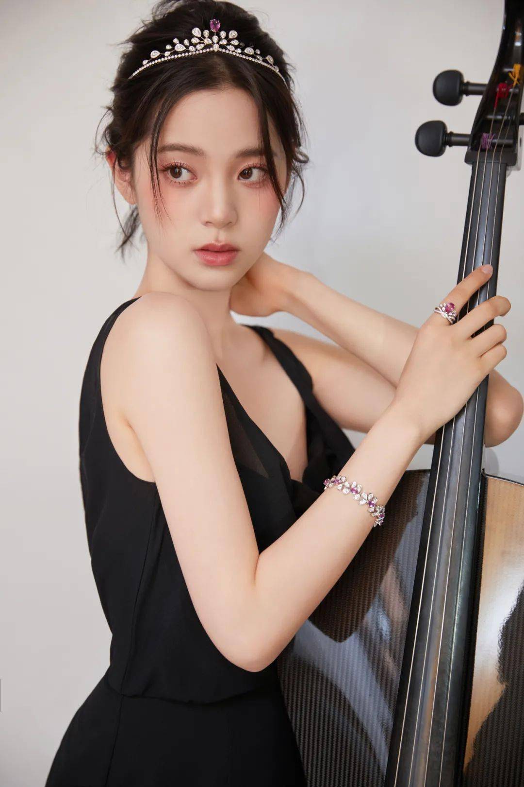 面部美人计 | 欧阳娜娜和娜扎的中庭缩短术，大鼻子星人看过来