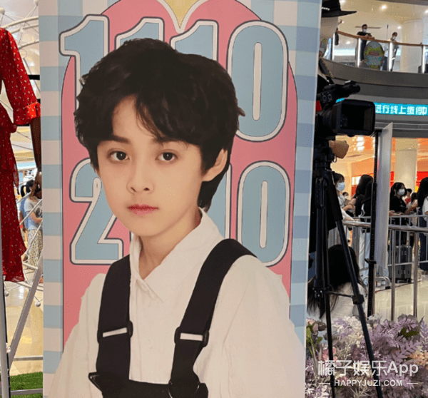 罗云熙张新成小时候长这样内娱颜值有救了00后弟弟杀疯了