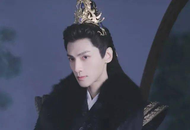 双男|《皓衣行》改名《碧城诀》,分两季播出!罗云熙陈飞宇要来了?