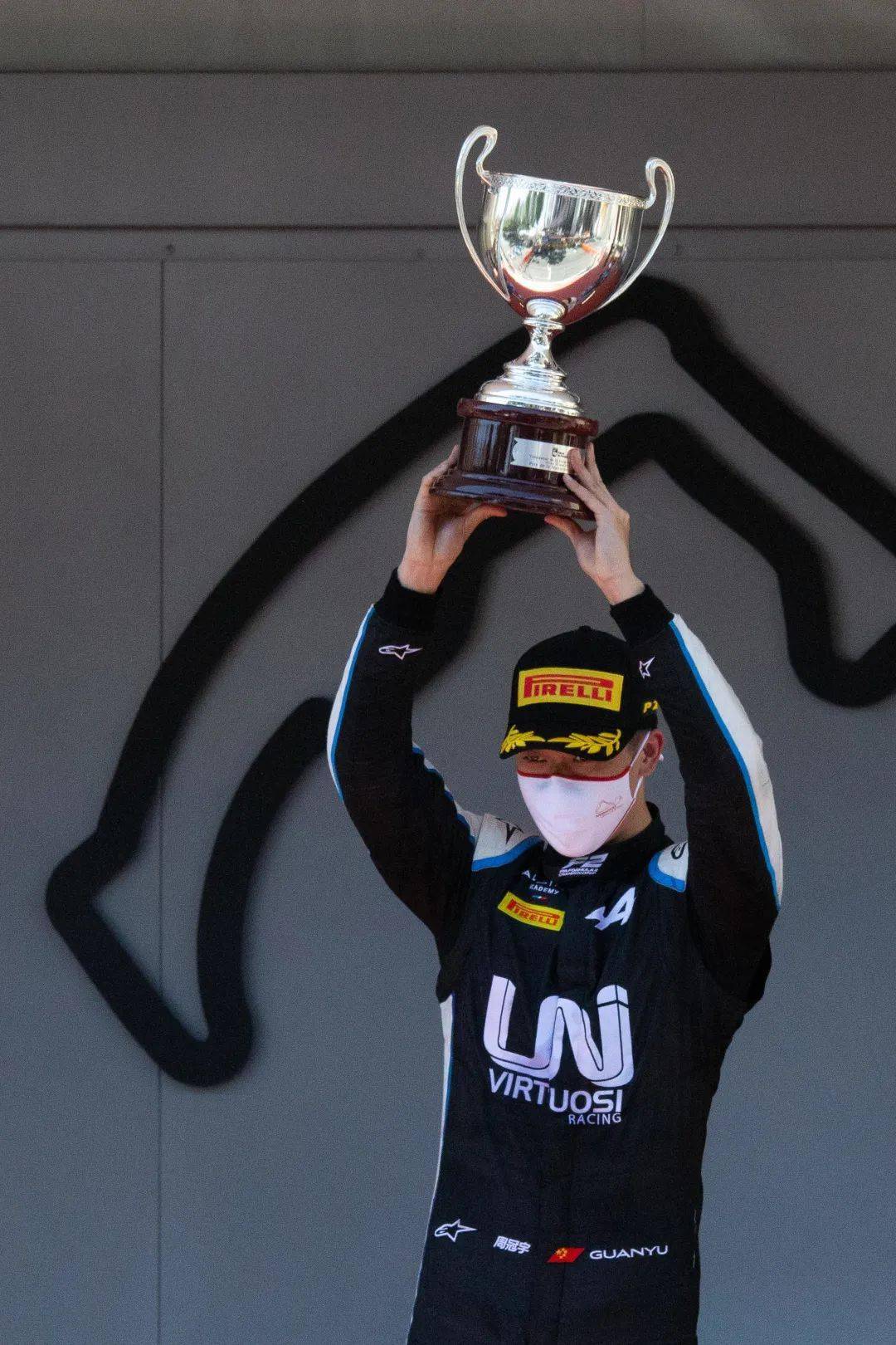 周冠宇,中国f1第一人!