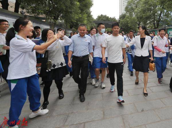 东京|全场都在追他！当学霸遇上苏神，画风突变