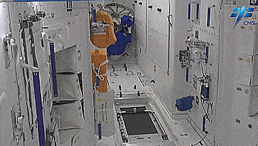 神舟十三号乘组“出差”满月 太空生活有啥不同？