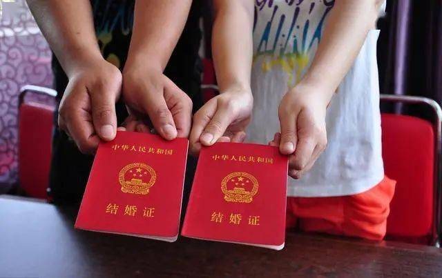 结婚都给的彩礼和嫁妆，到底是夫妻共同财产还是个人财产？