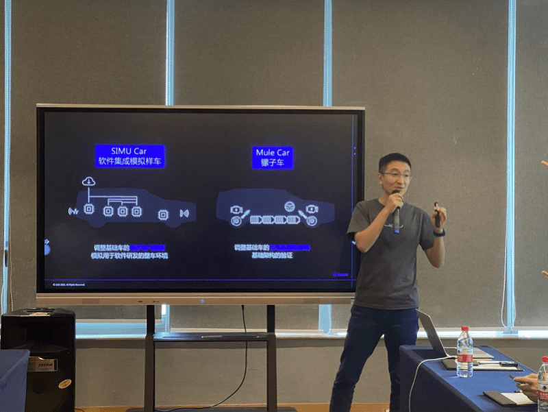 百度旗下集度汽车引进原福特中国高管，汽车机器人或后年上市